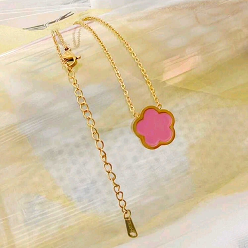 Gold and Pink Clover Pendant Necklace